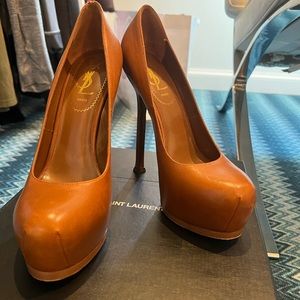 Ysl platform pumps in brown leather size 36.5. great condition with box